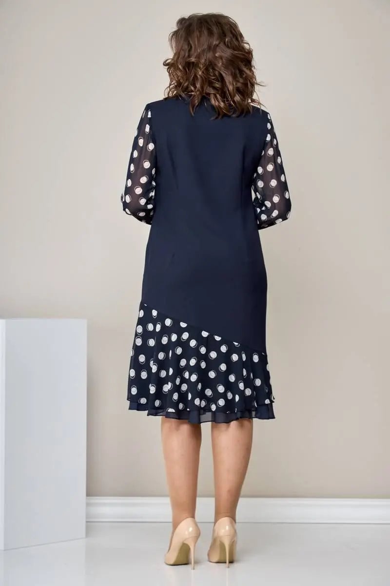 π Comfortable and elegant chiffon dress